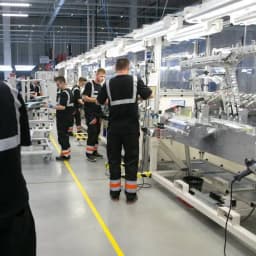 Працівник на автомобільне виробництво CATL